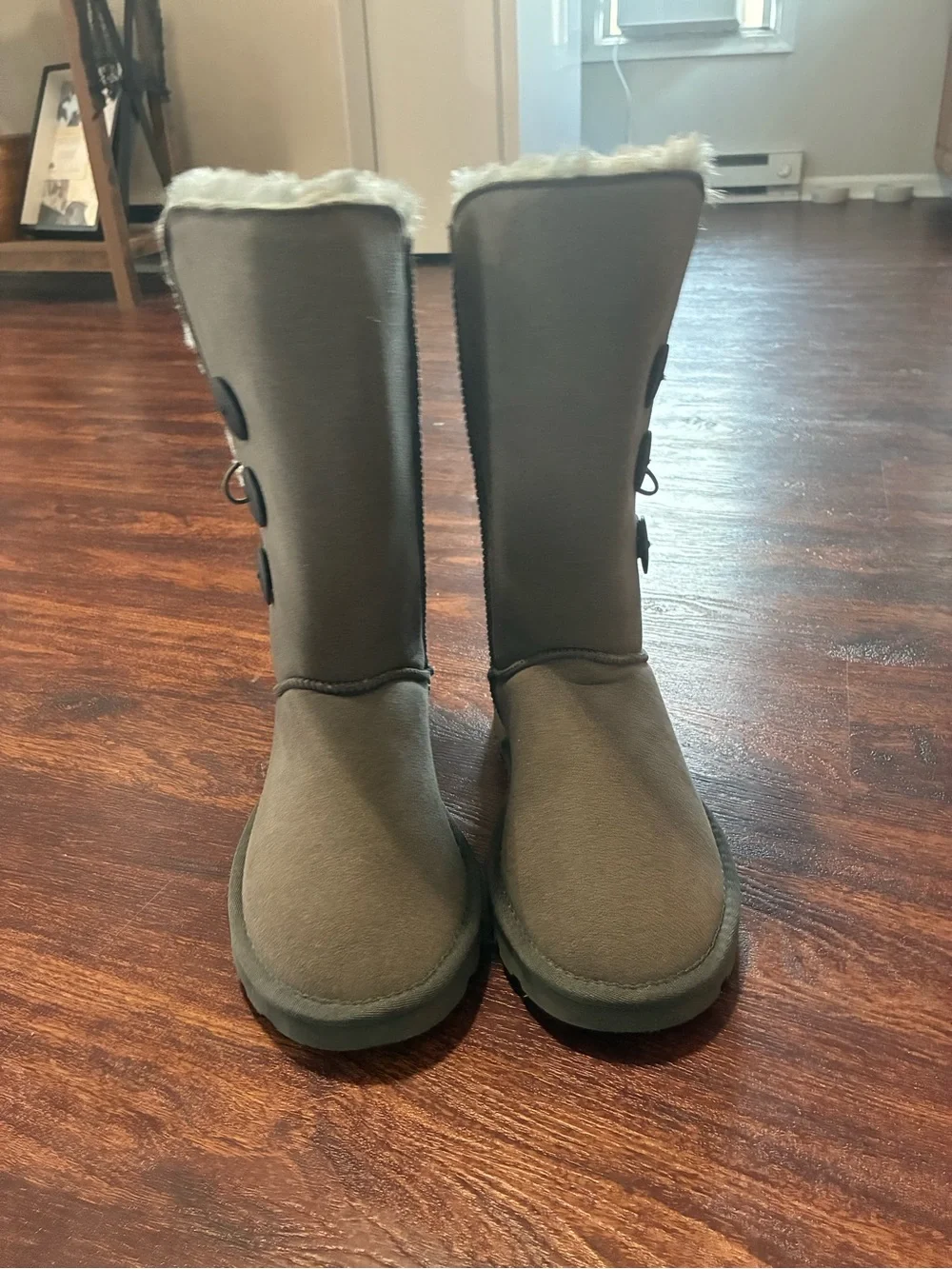 Women’s Cozy Tall Winter Boots in gray with Faux Fur Trim